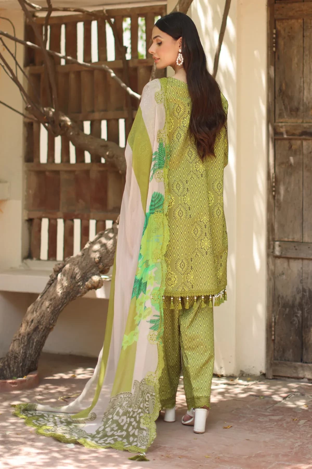 Charizma 3-PC Unstitched Embroidered Lawn AN6-08